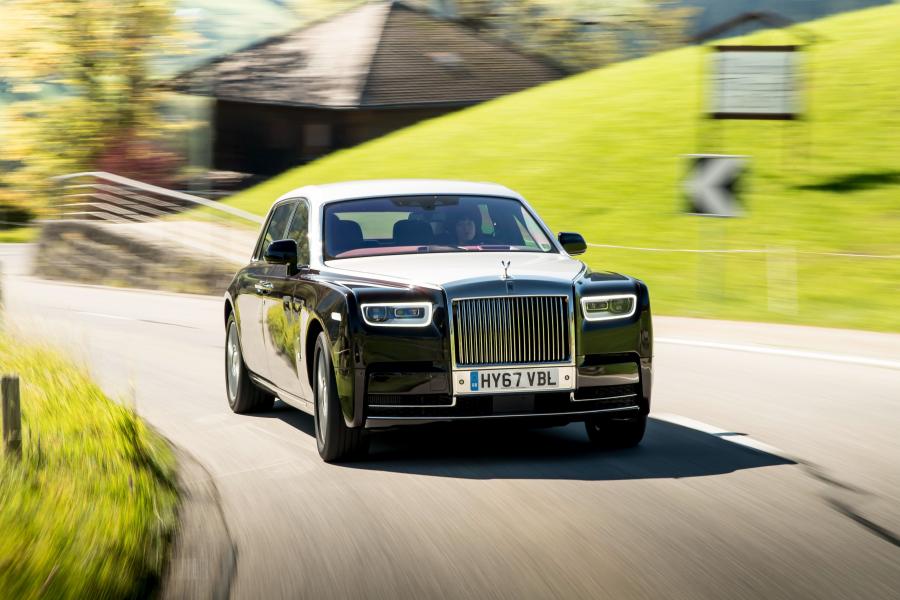  Rolls-Royce Phantom EWB 2017 года  (WW) (фото 21 из 27)